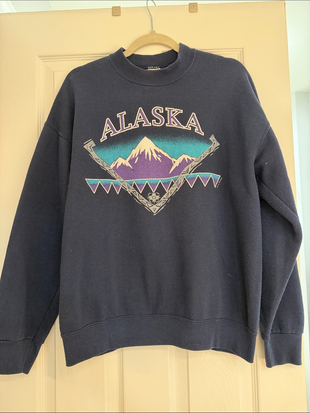 Fruit of the Loom Made in USA Alaska Graphic Crewneck Sweatshirt - Navy